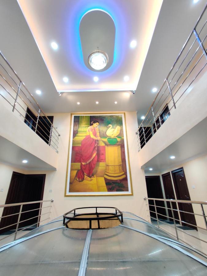Amruth Inn Guruvāyūr Exterior foto