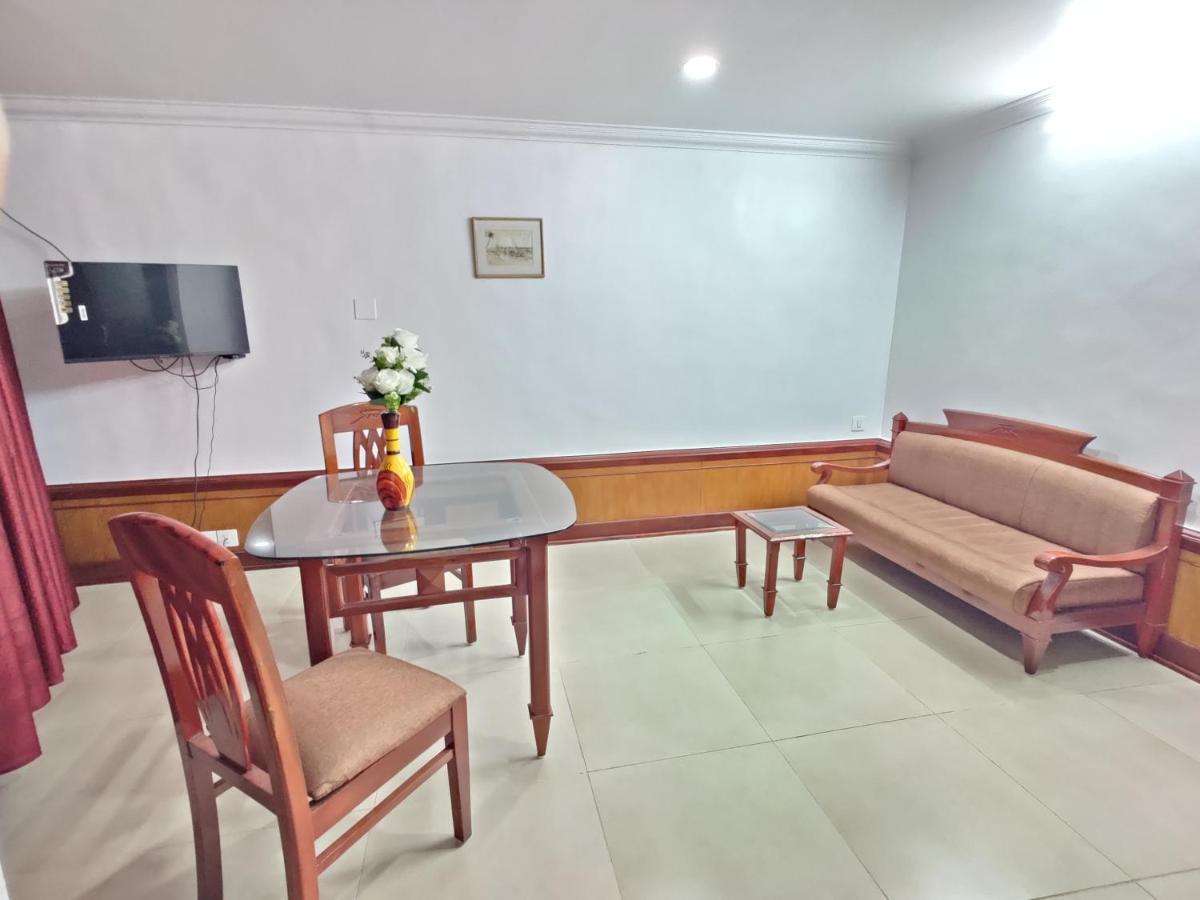 Amruth Inn Guruvāyūr Exterior foto